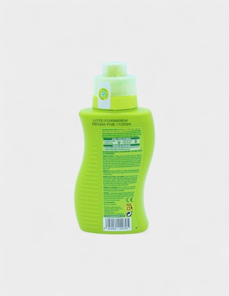 Engrais liquide pour plantes vertes